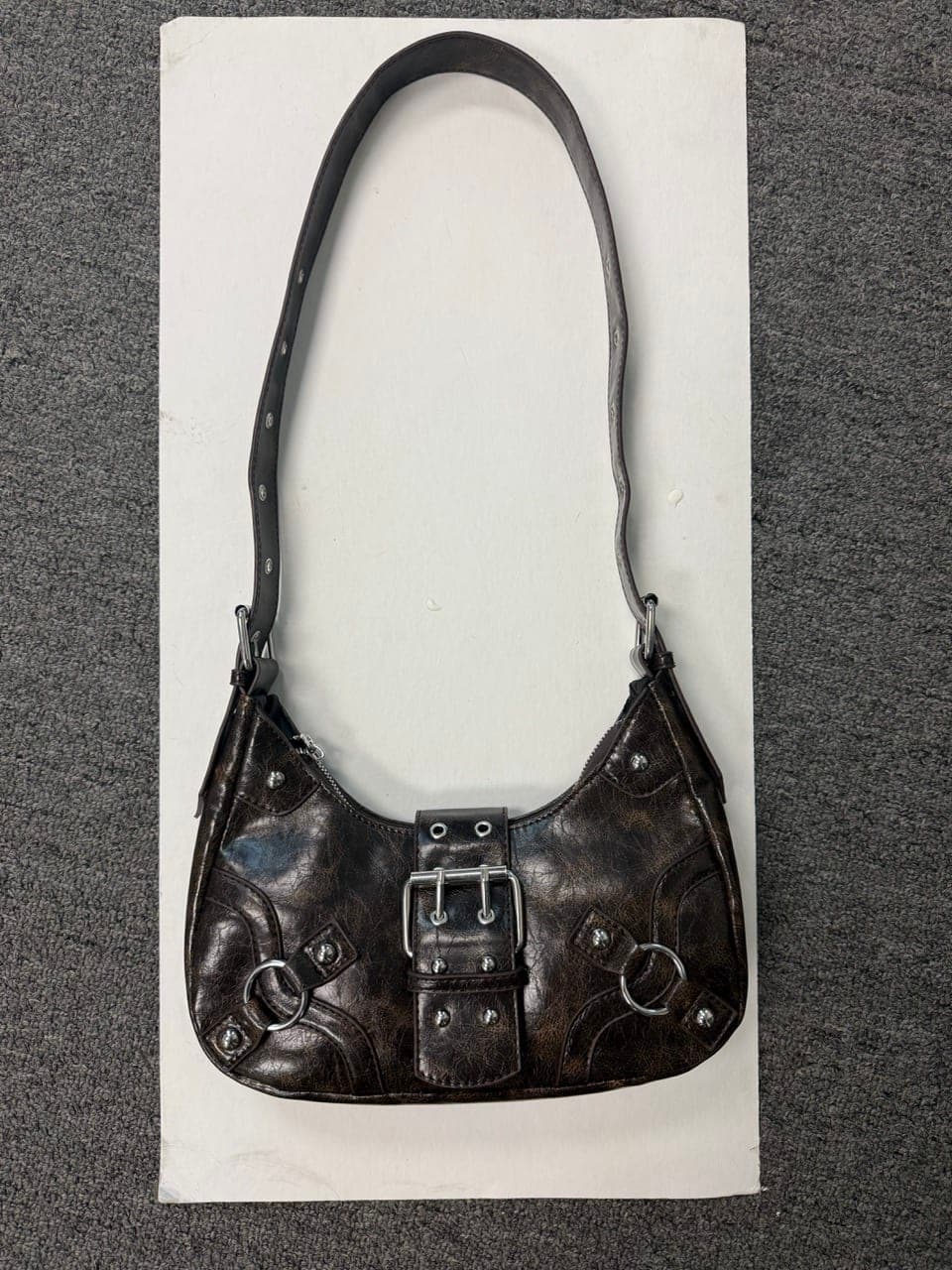 W BUCKLE SHOULDER BAG